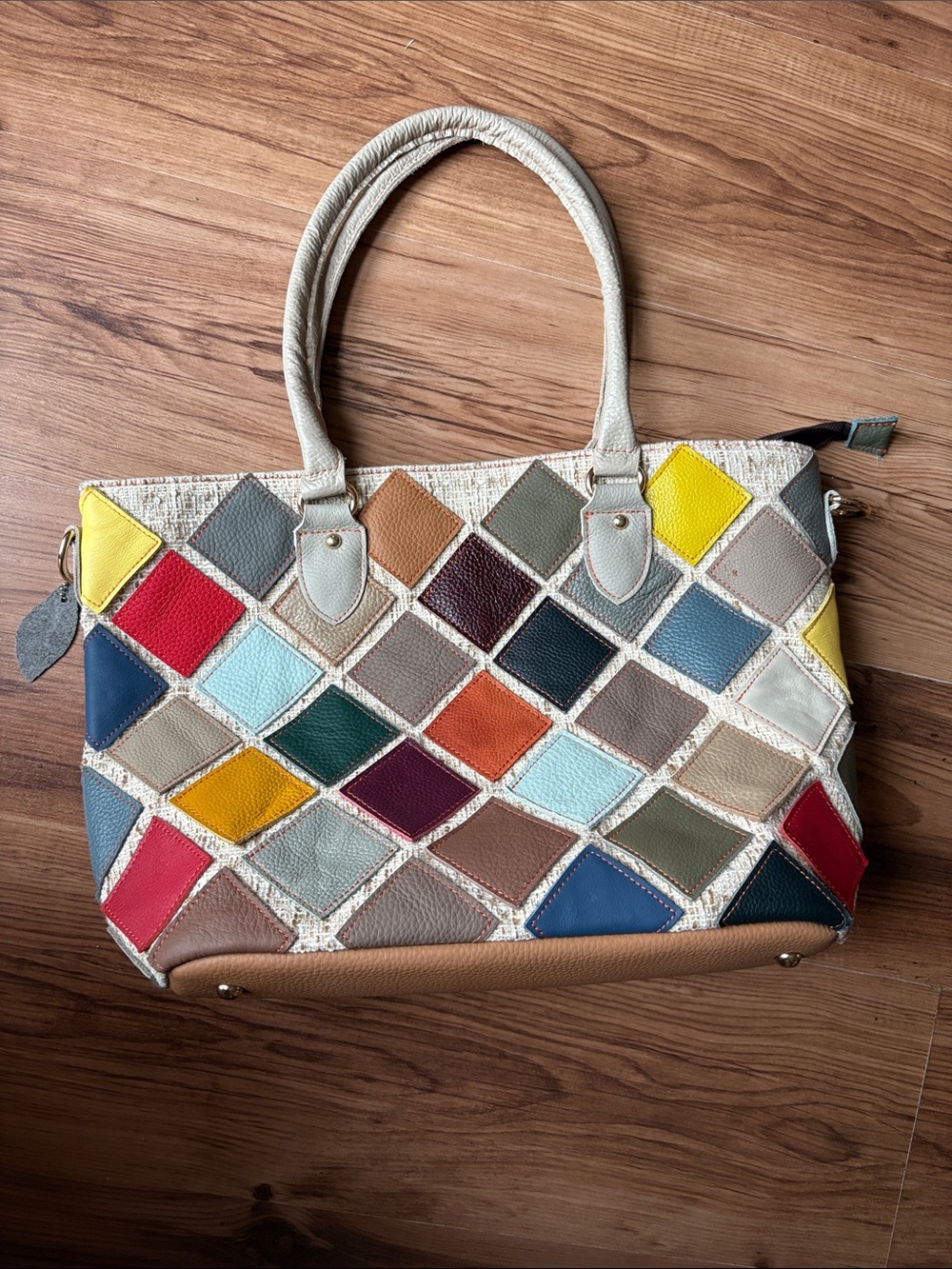 VINTAGE Leather patch purse